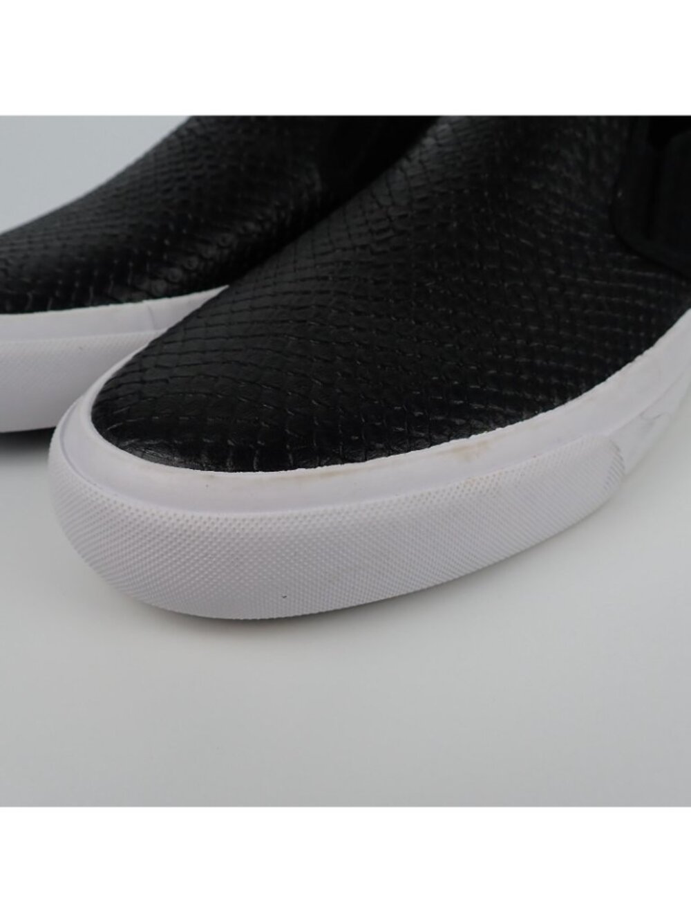 Airwalk Landing Bolts Women’s Size 10 Black Slip-On Shoes – New - Picture 2 of 7